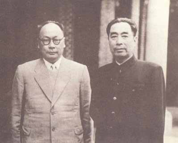 △周恩来和陈毅出席万隆聚会归国后在成都合影（1955年5月）